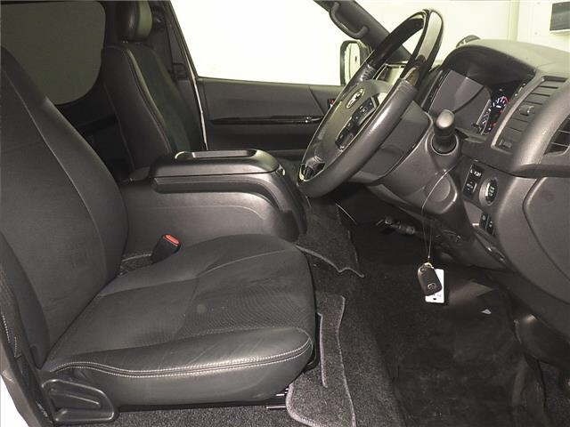 Toyota HIACE VAN 2021 7022020-5