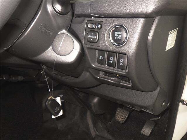 Toyota HIACE VAN 2021 7022020-8