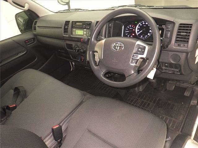 Toyota HIACE VAN 2021 7022022-3