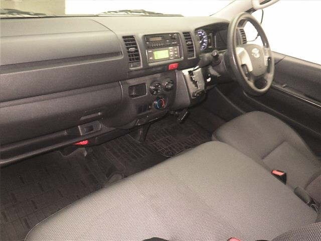 Toyota HIACE VAN 2021 7022022-4