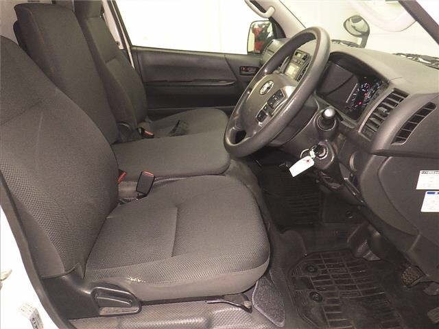 Toyota HIACE VAN 2021 7022022-5