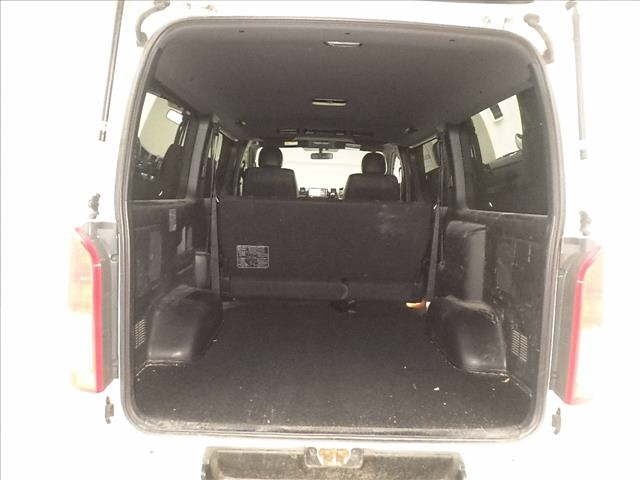 Toyota HIACE VAN 2023 7022036-7