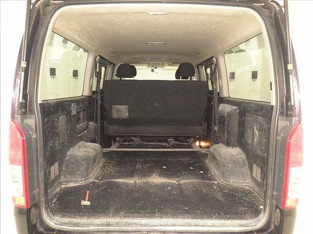 Toyota HIACE VAN 2015 7022037-7