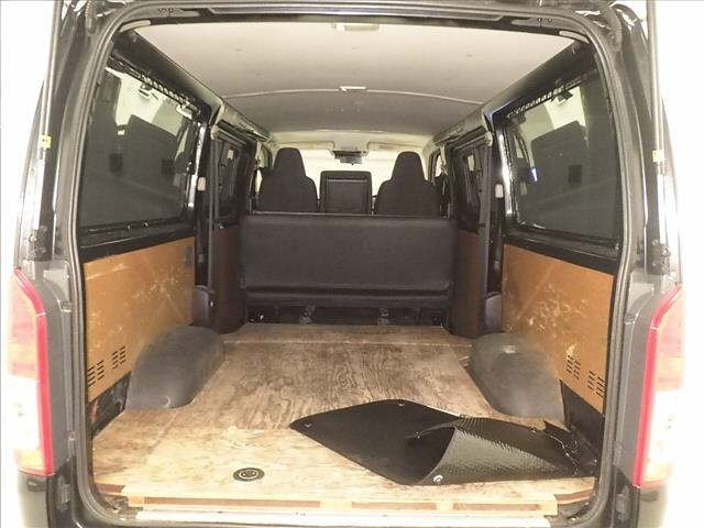 Toyota HIACE VAN 2020 7022040-7