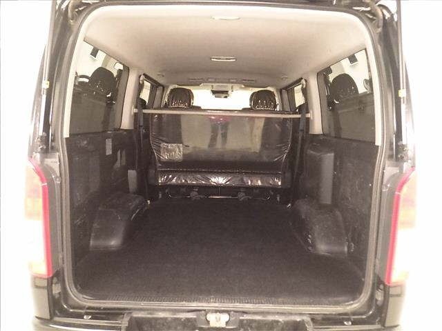 Toyota HIACE VAN 2021 7022041-7