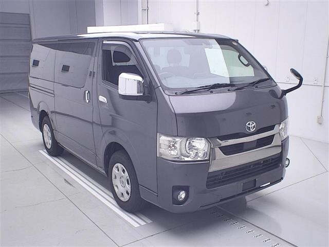 Toyota HIACE VAN 2021 7022045-0