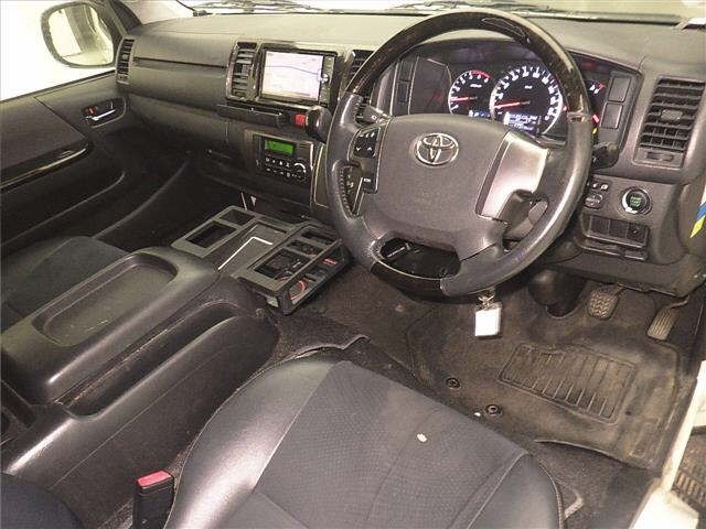 Toyota HIACE VAN 2015 7022048-3