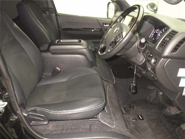 Toyota HIACE VAN 2021 7022053-5