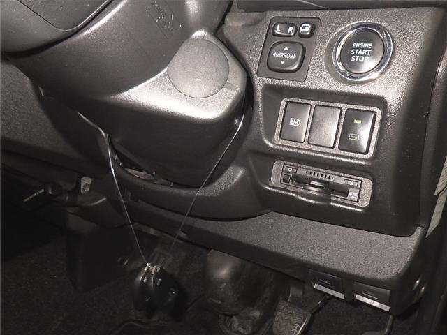 Toyota HIACE VAN 2021 7022053-8