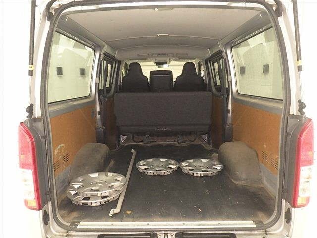 Toyota HIACE VAN 2018 7022056-7