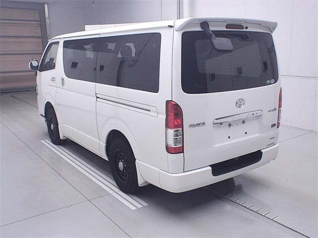 Toyota HIACE VAN 2019 7022058-1
