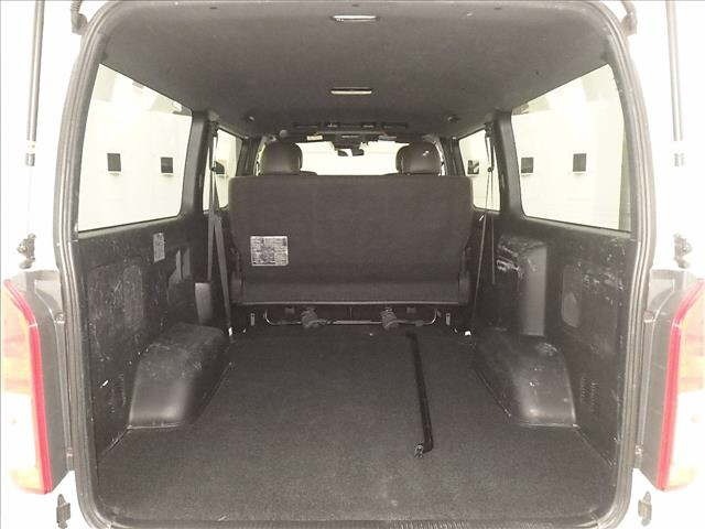 Toyota HIACE VAN 2019 7022058-7