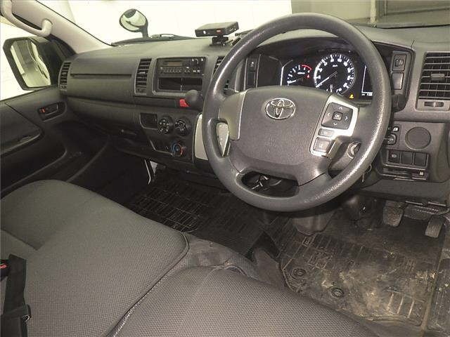 Toyota HIACE VAN 2020 7022060-3