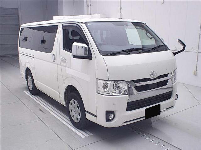 Toyota HIACE VAN 2020 7022062-0