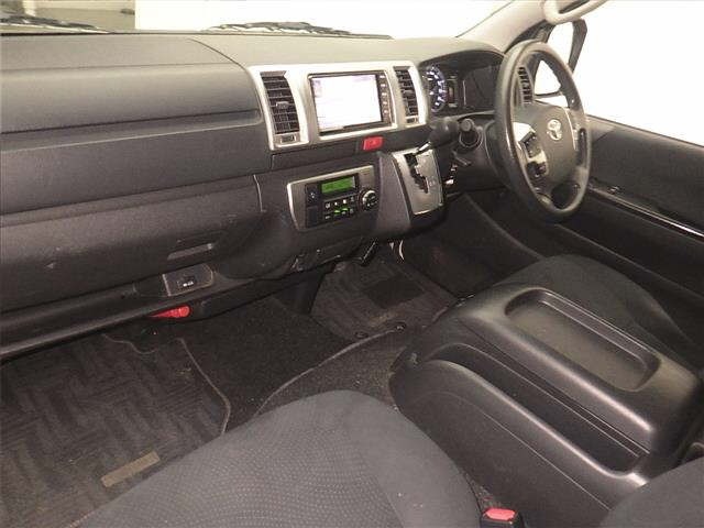 Toyota HIACE VAN 2020 7022062-4