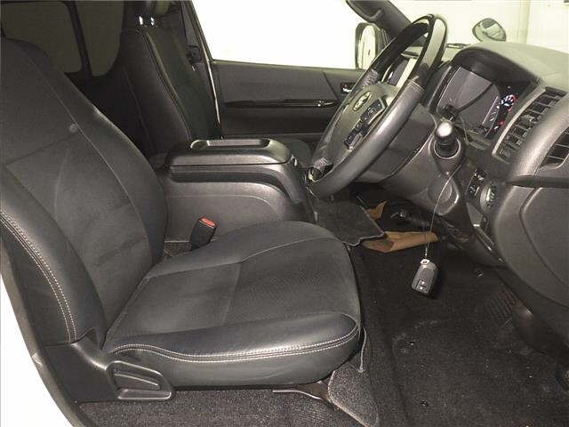 Toyota HIACE VAN 2021 7022063-5