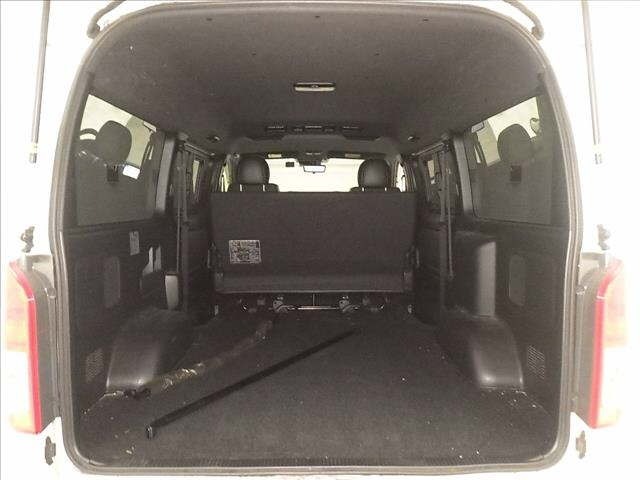 Toyota HIACE VAN 2021 7022063-7