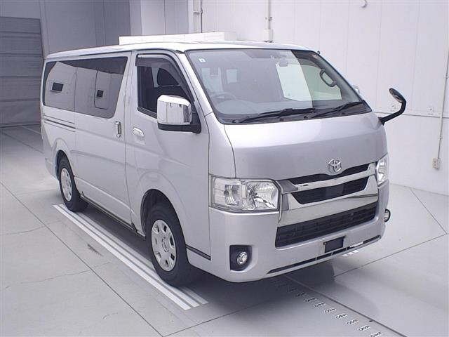 Toyota HIACE VAN 2021 7022065-0