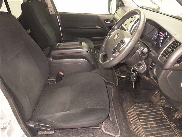 Toyota HIACE VAN 2021 7022065-5