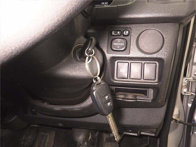Toyota HIACE VAN 2021 7022065-8