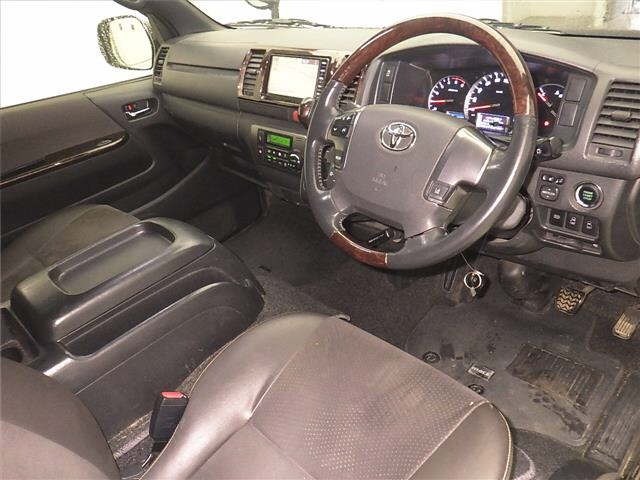 Toyota HIACE VAN 2019 7022072-3