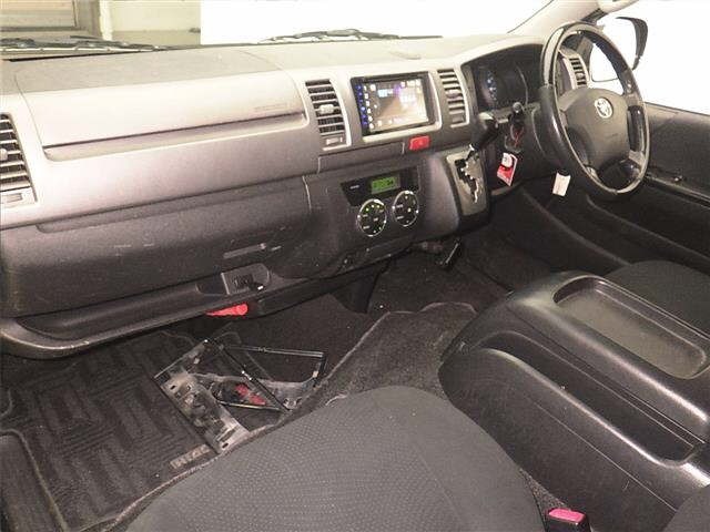 Toyota HIACE VAN 2013 7022076-4