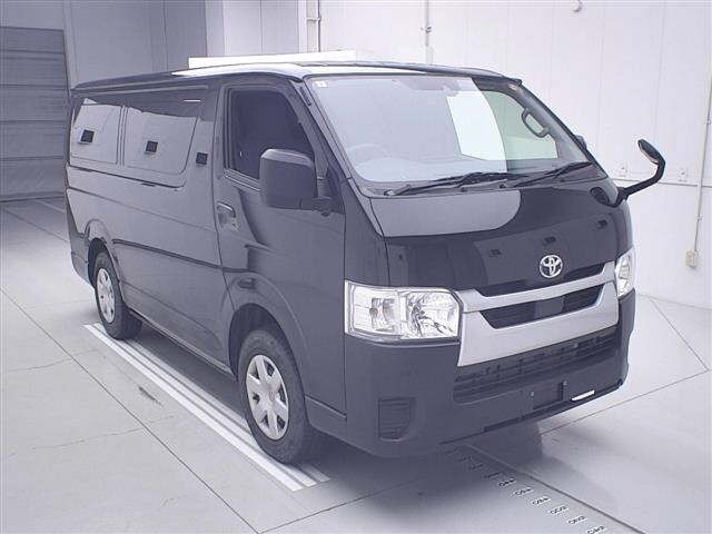 Toyota HIACE VAN 2024 7022079-0