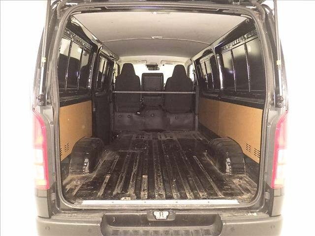 Toyota HIACE VAN 2024 7022079-7