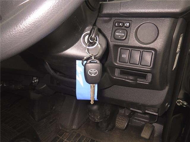 Toyota HIACE VAN 2024 7022079-8