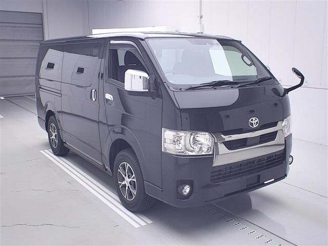 Toyota HIACE VAN 2022 7022083-0
