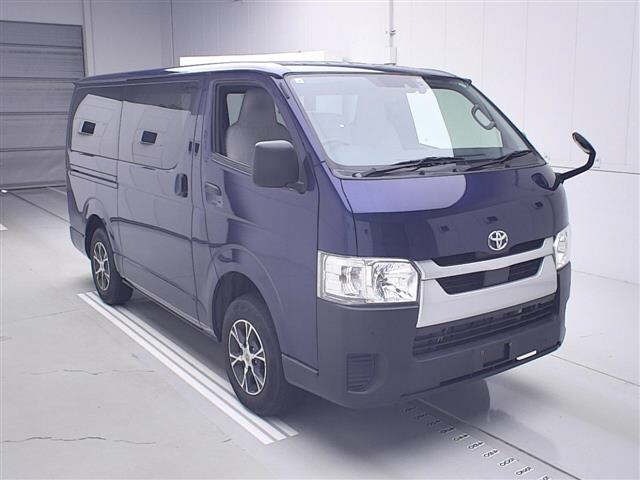 Toyota HIACE VAN 2021 7022084-0