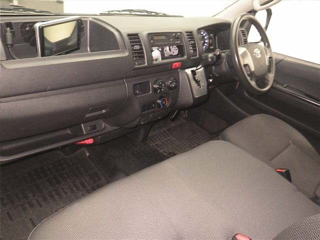 Toyota HIACE VAN 2020 7022086-4