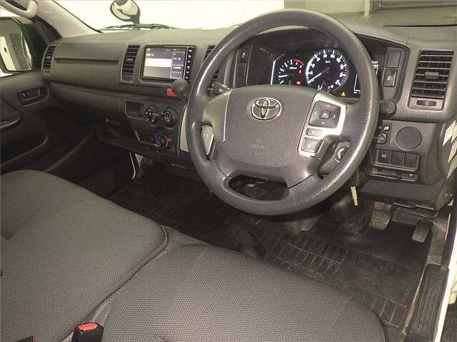 Toyota HIACE VAN 2020 7022087-3