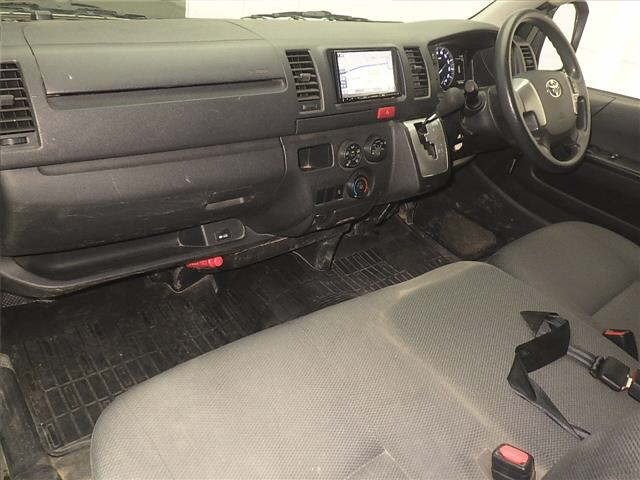 Toyota HIACE VAN 2021 7022088-4
