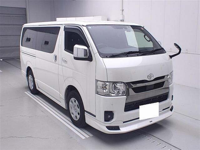 Toyota HIACE VAN 2023 7022090-0