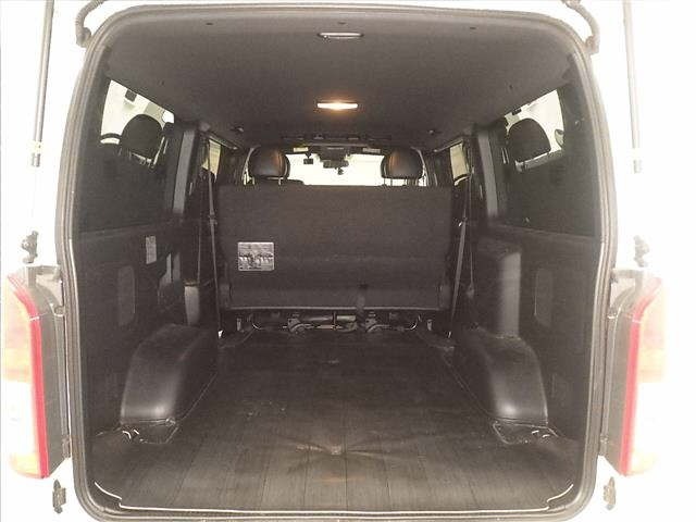 Toyota HIACE VAN 2023 7022090-7
