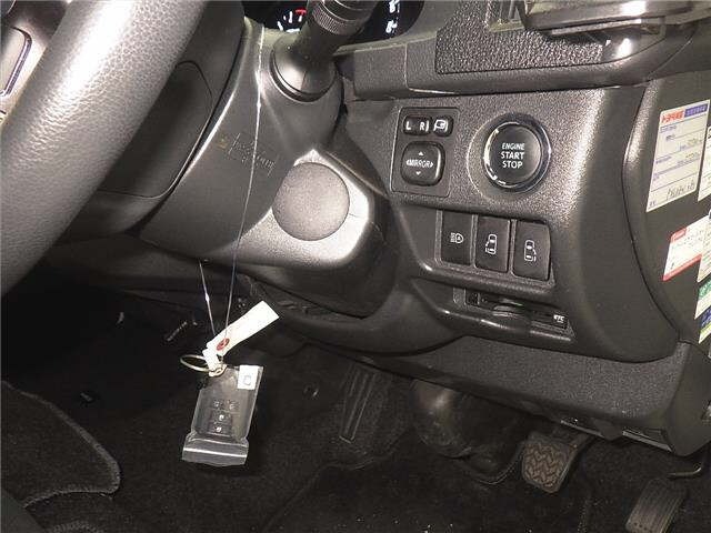 Toyota HIACE VAN 2023 7022090-8