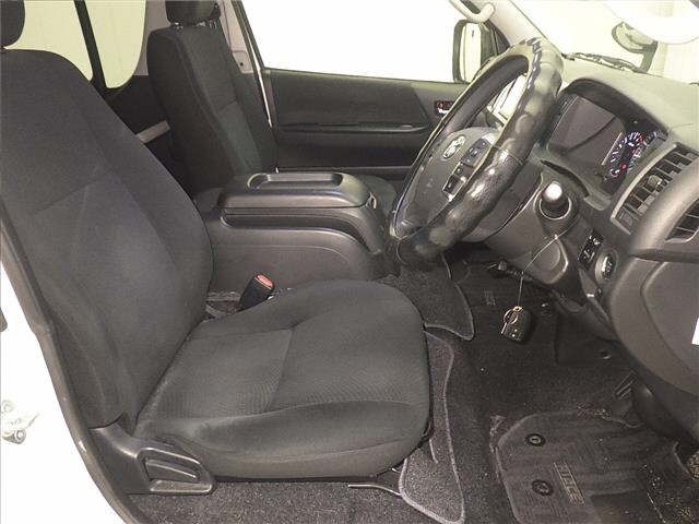 Toyota HIACE VAN 2020 7022093-5