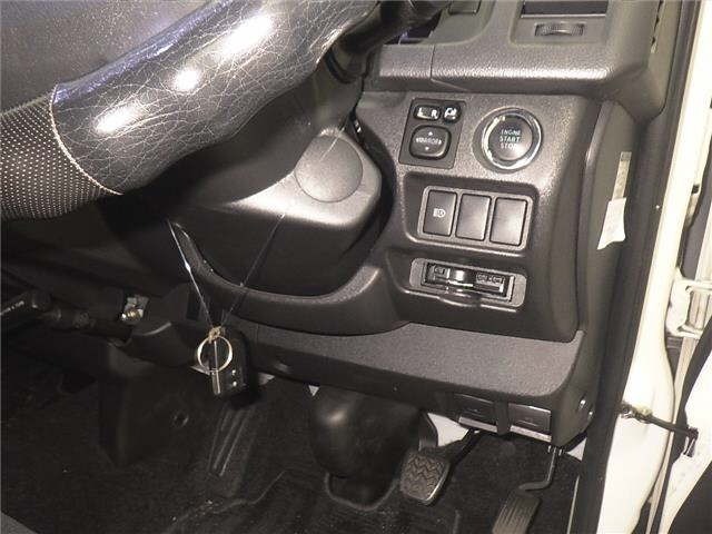 Toyota HIACE VAN 2020 7022093-8