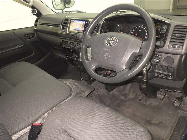 Toyota HIACE VAN 2014 7022098-3