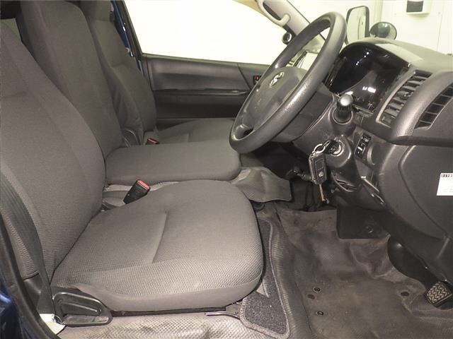 Toyota HIACE VAN 2014 7022098-5