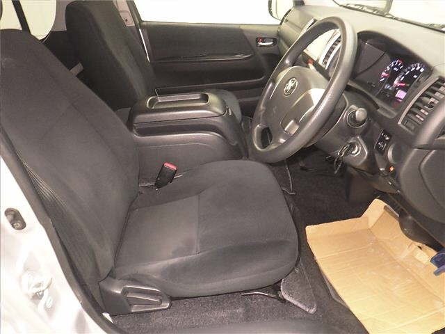 Toyota HIACE VAN 2014 7022104-5