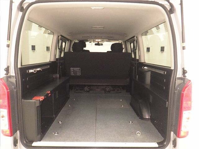 Toyota HIACE VAN 2014 7022104-7