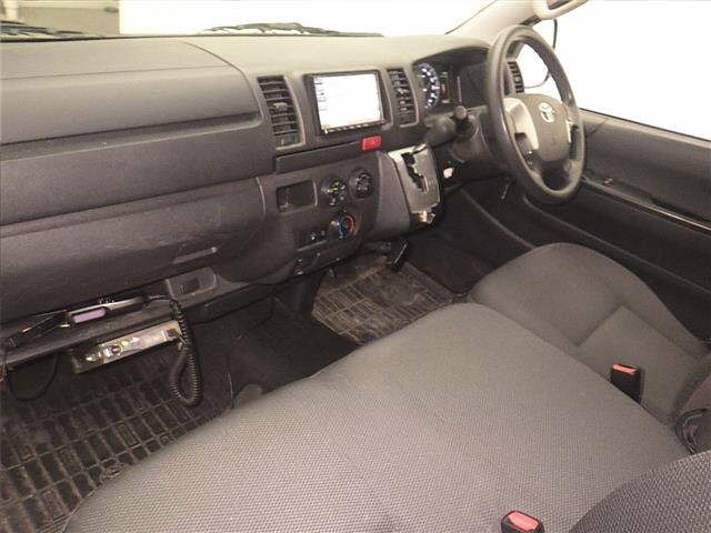 Toyota HIACE VAN 2021 7022105-4
