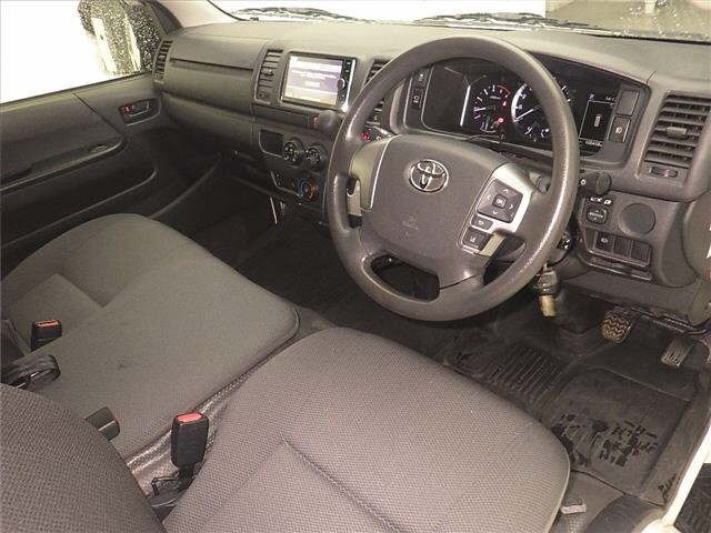 Toyota HIACE VAN 2021 7022109-3