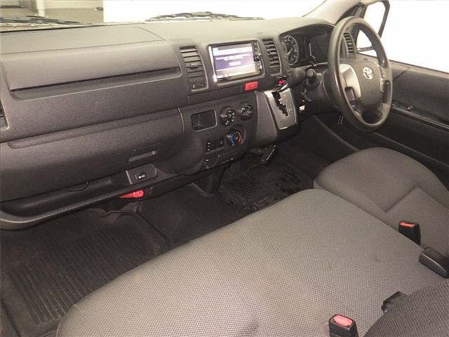 Toyota HIACE VAN 2021 7022109-4