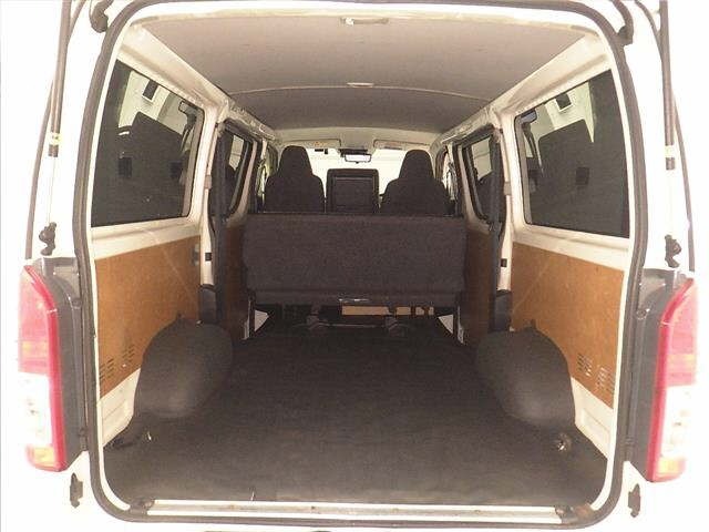 Toyota HIACE VAN 2021 7022109-7