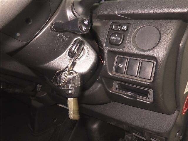 Toyota HIACE VAN 2021 7022109-8