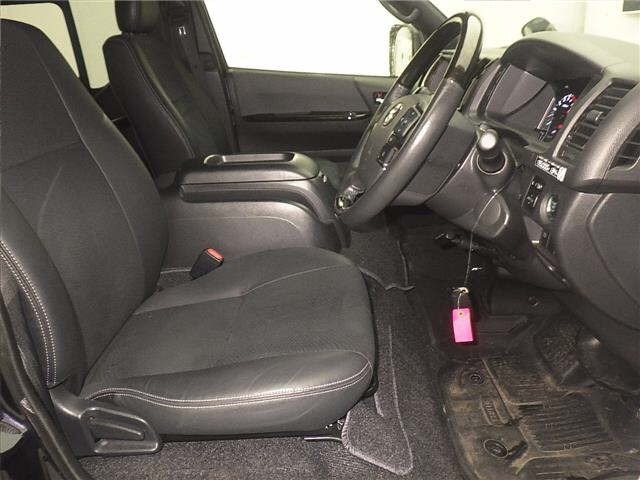 Toyota HIACE VAN 2021 7022110-5