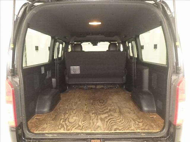 Toyota HIACE VAN 2021 7022110-7
